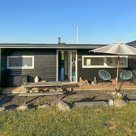 Vakantiehuis 3 Bedroom Pet Friendly In *